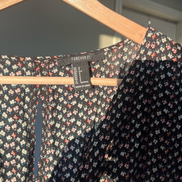 Floral tie front dress - Picture 3 of 4